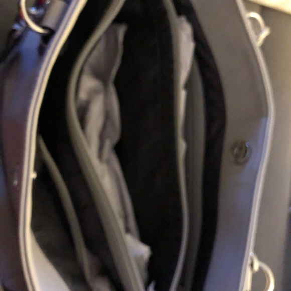 Handbag - Picture 3 of 3